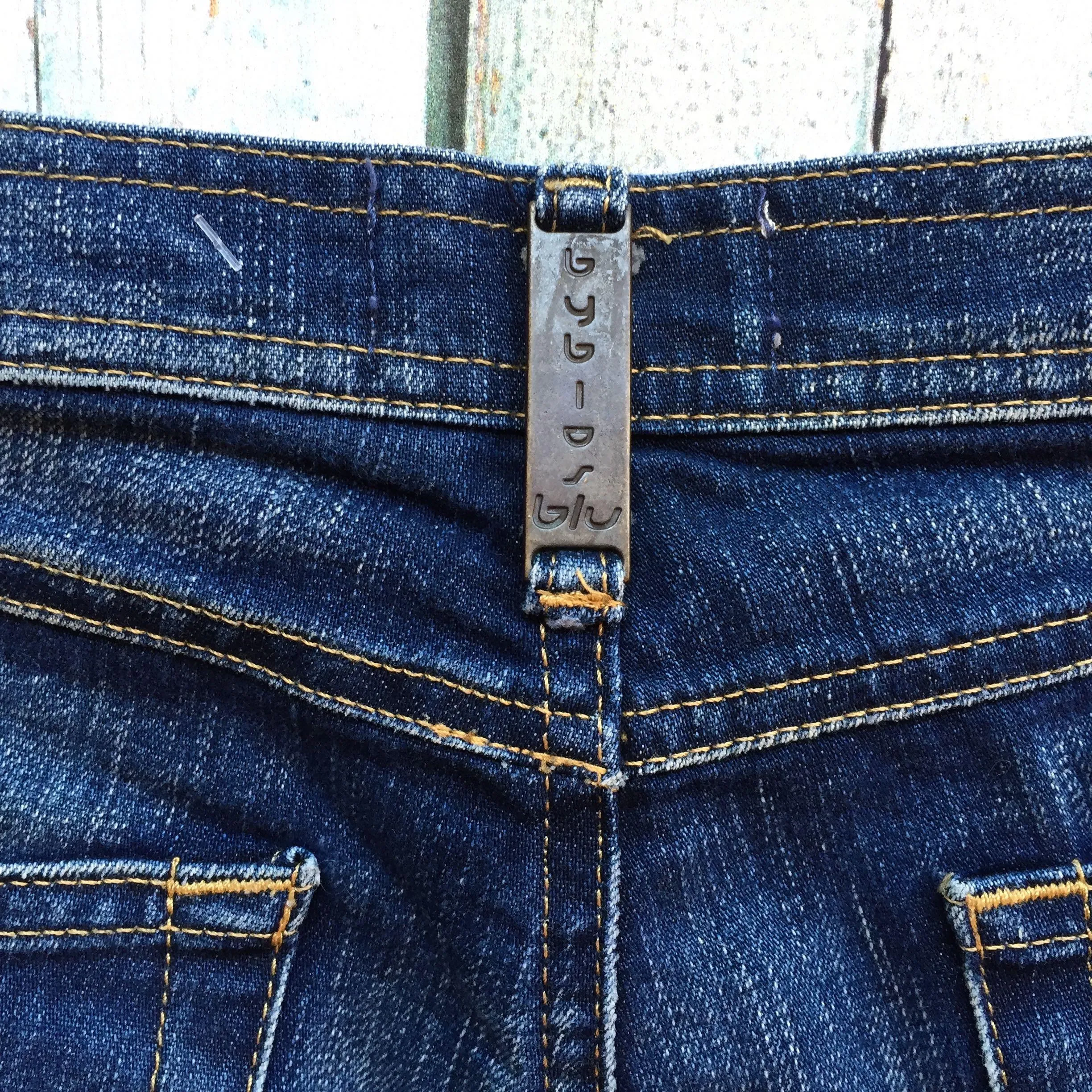 Byblos Blu Easy fit  Y2K 'Swinger' Jeans -Size 31