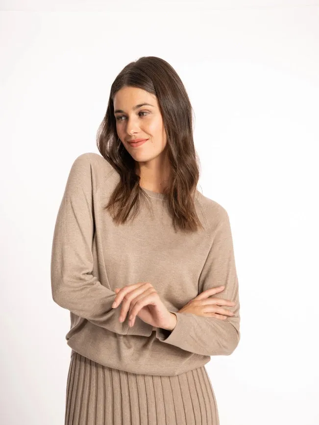 Chelsea Sweater Sand