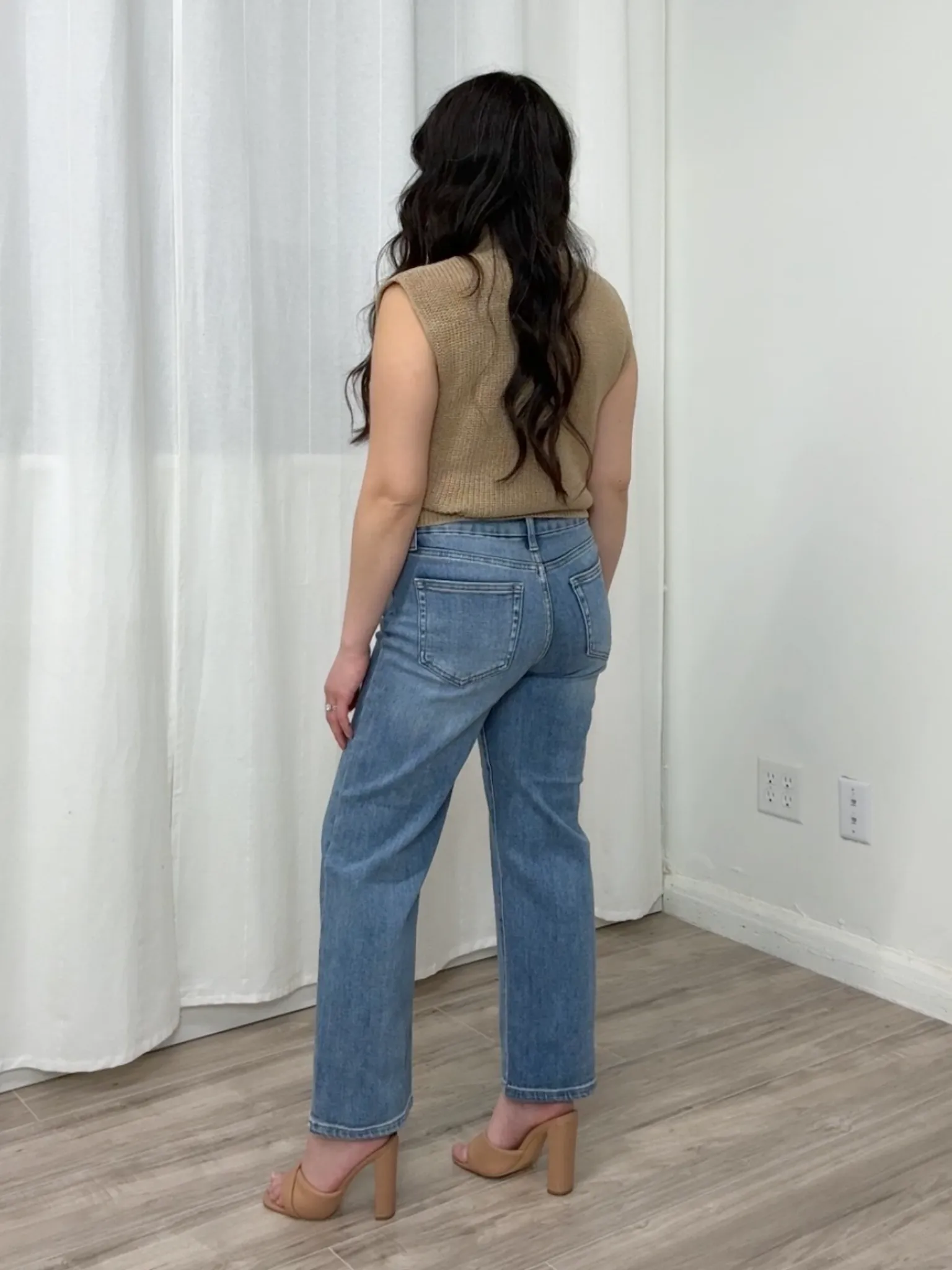 Dakota Straight Leg Jeans
