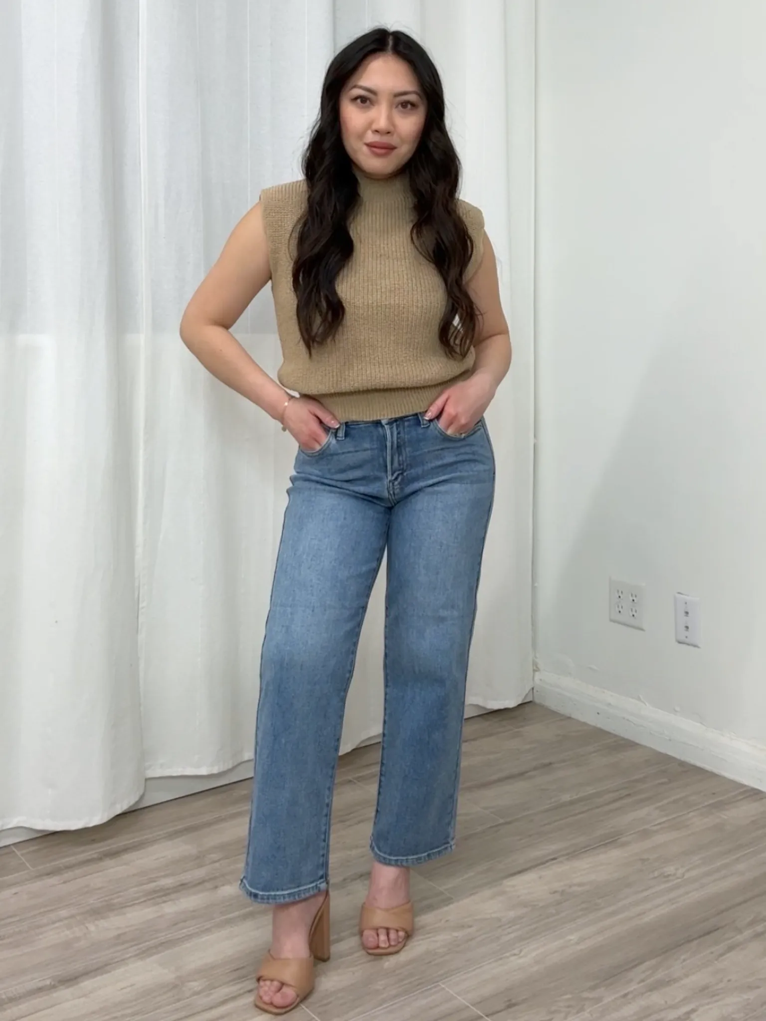 Dakota Straight Leg Jeans